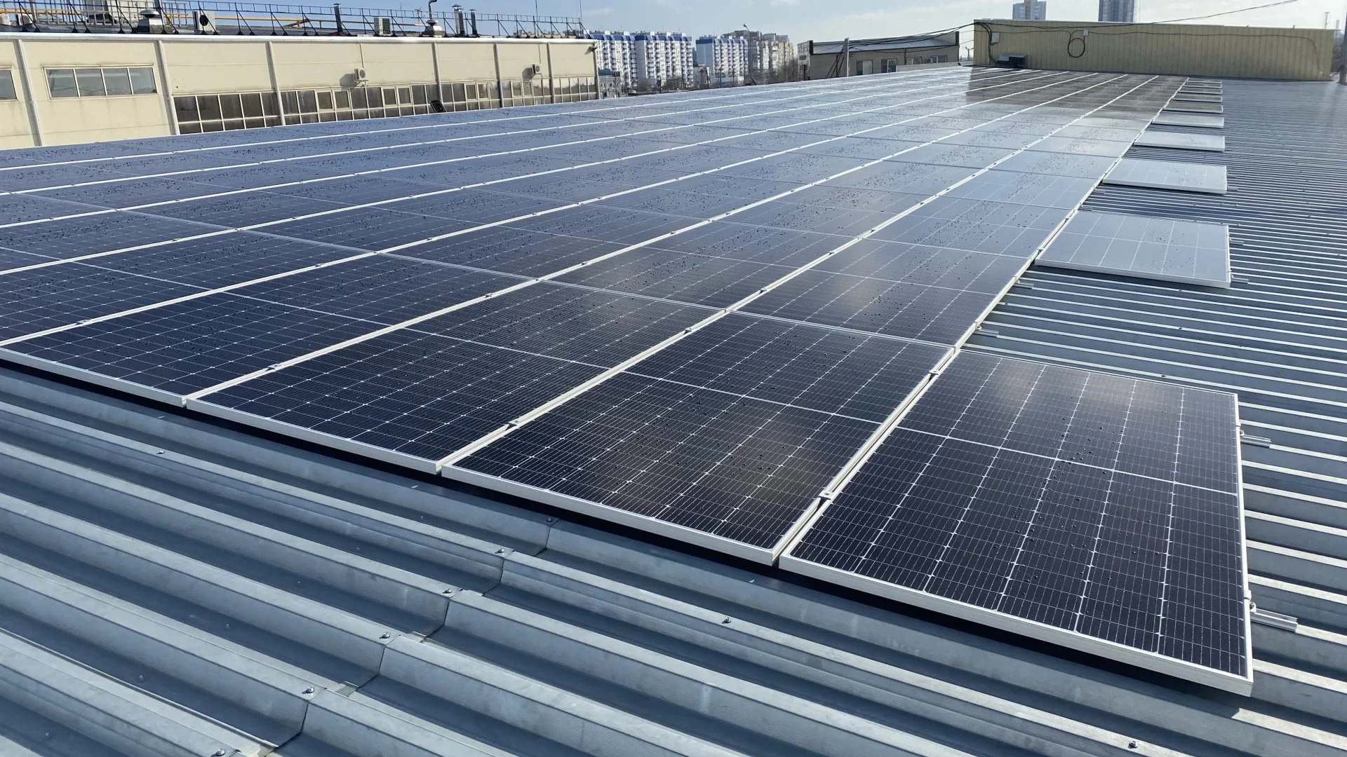 Солнечная электростанция на 120 кВт для сети магазинов «ДоброСтрой»